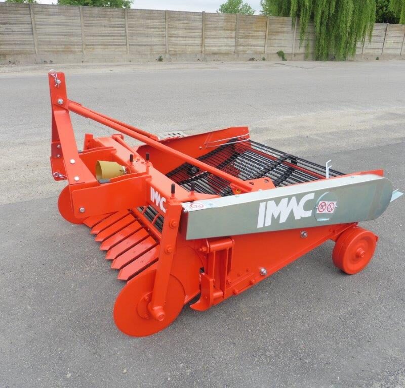 ARRANCADORA DE PATATAS CON CORREA . ANCHO DE TRABAJO 130-150 CM. MODELO SP1 – SP2